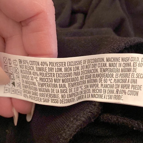 ✅Forever21 black sweatshirt w/ pearl & silver bead tape  along both arms 🖤🩶🤍 - Picture 9 of 9